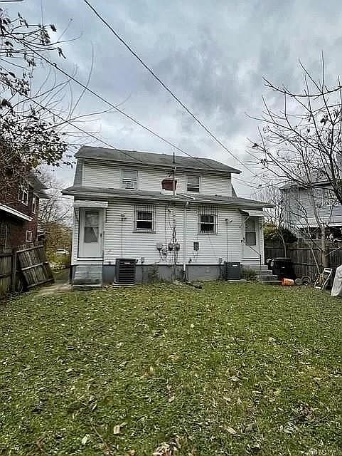 2nd image of 810 Richmond Ave #812