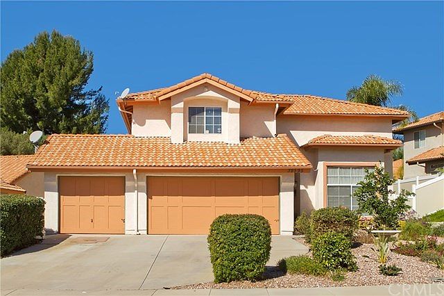 1st image of 39595 Glenwood Ct