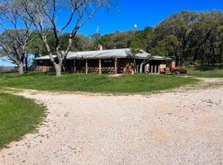 2741 Old Vashti Rd, Bowie, TX 76230