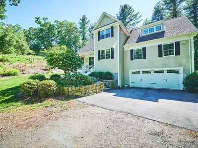 706 Haverhill St, Rowley, MA, 01969
