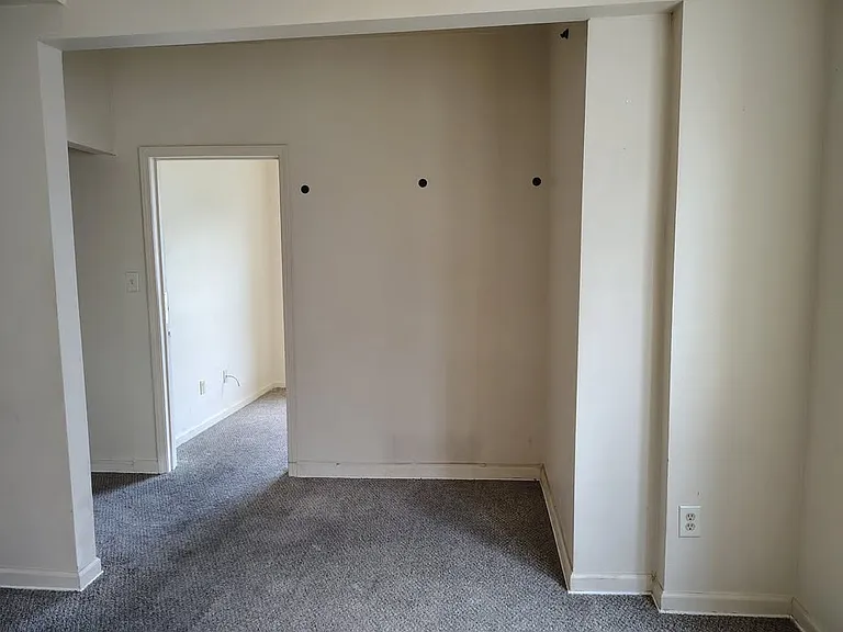 1341 Temple Pl #1F — Photo 3
