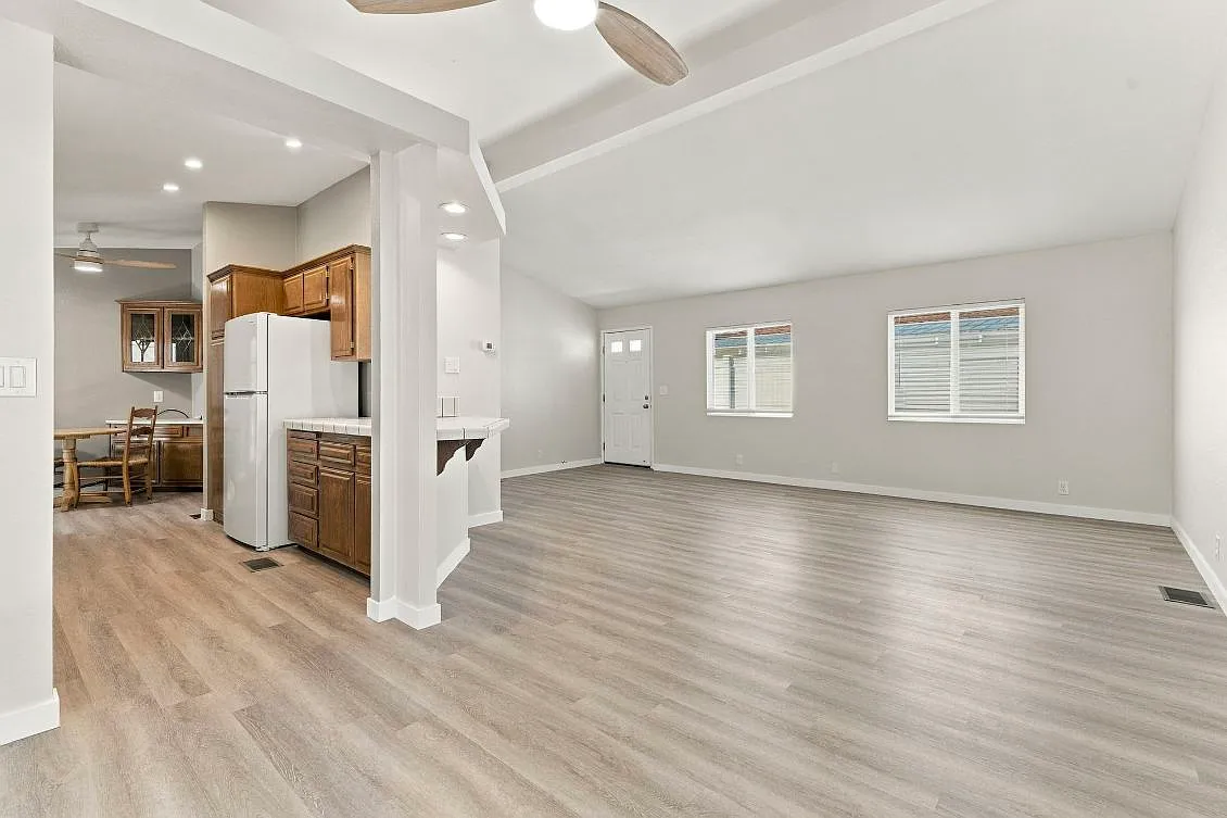 2 bed, 1194 sqft, $3,500 — Photo 3