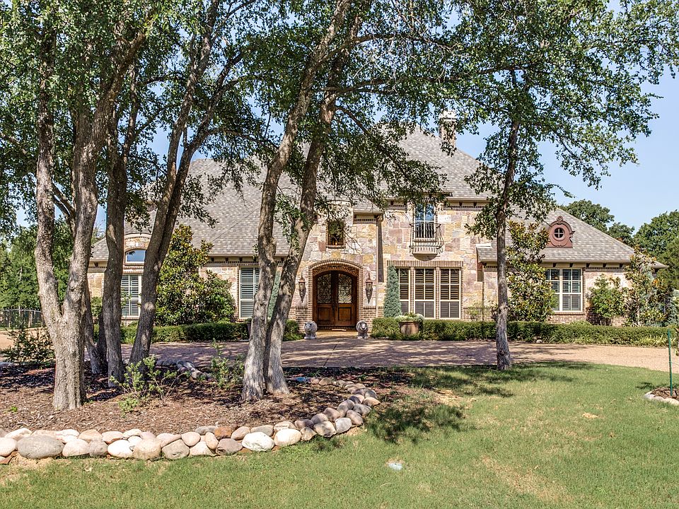 1st image of 240 Fox Trot Ln