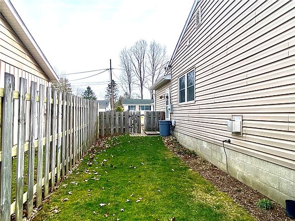 2nd image of 5484 Grandview Ave