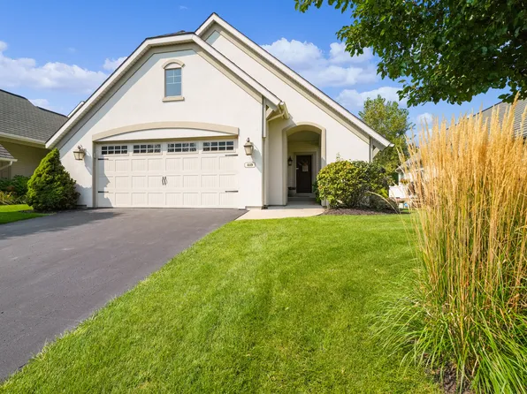 449 Enclave Ct SE, Grand Rapids, MI 49546