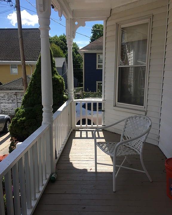 2nd image of 44 Harrison Pl