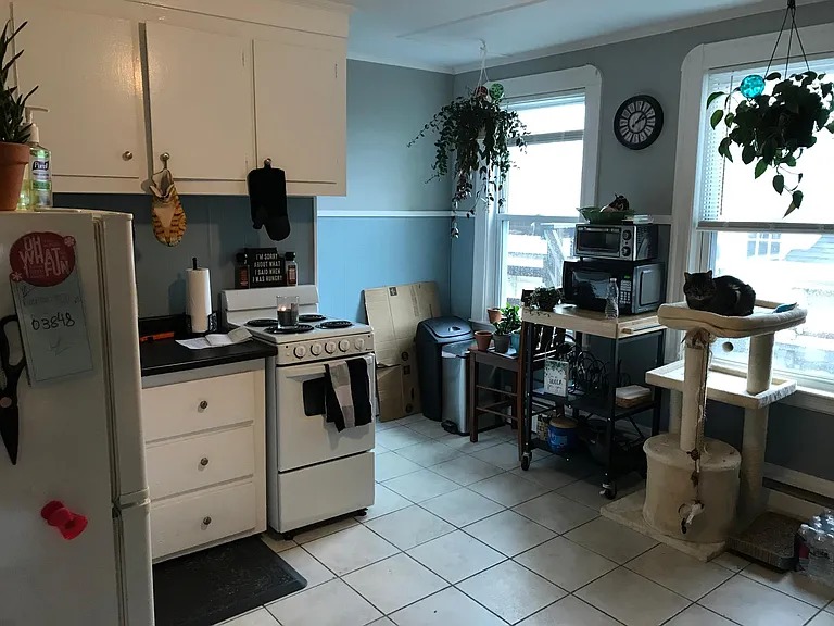 270 Washington St #3R — Photo 3