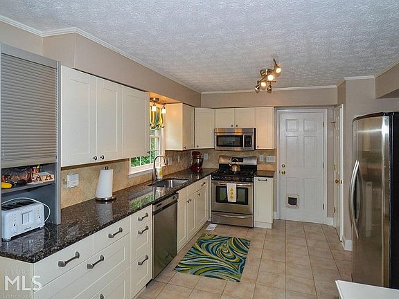 4th image of 9220 Brumbelow Crossing Way #3