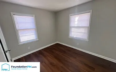 2292 Redwood Ave — Photo 15