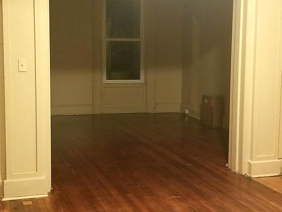 3rd image of 94 Grand St #1
