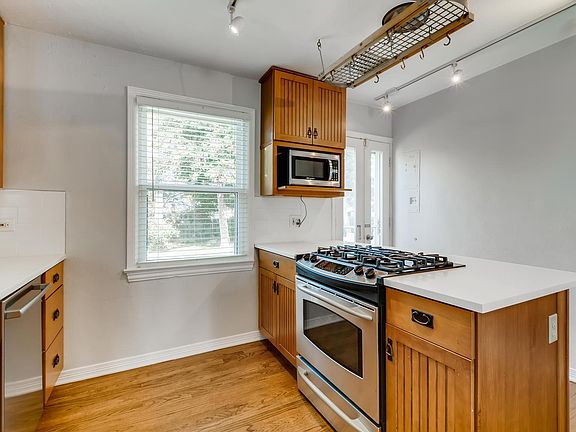 5th image of 1487 S Steele St #A