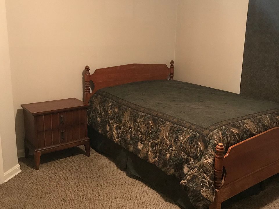 Bedroom on main floor 12x11