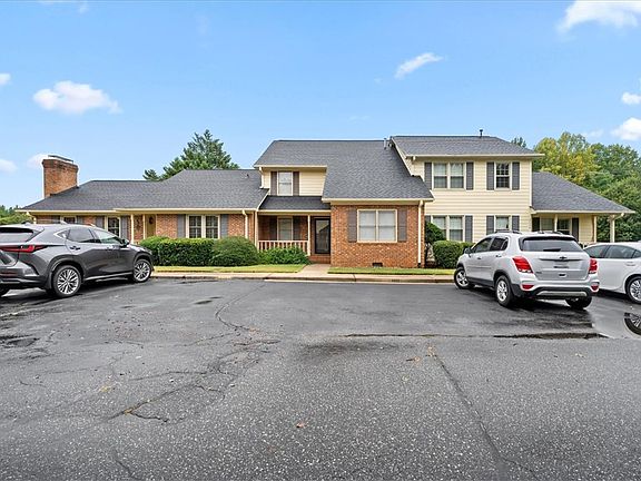 5th image of 2004 Cardinal Park Dr