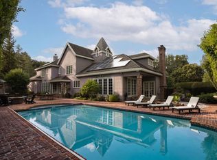 13 W Brooke Dr, Novato, CA 94947