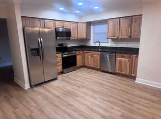 600 NW 101st St, Gainesville, FL 32607