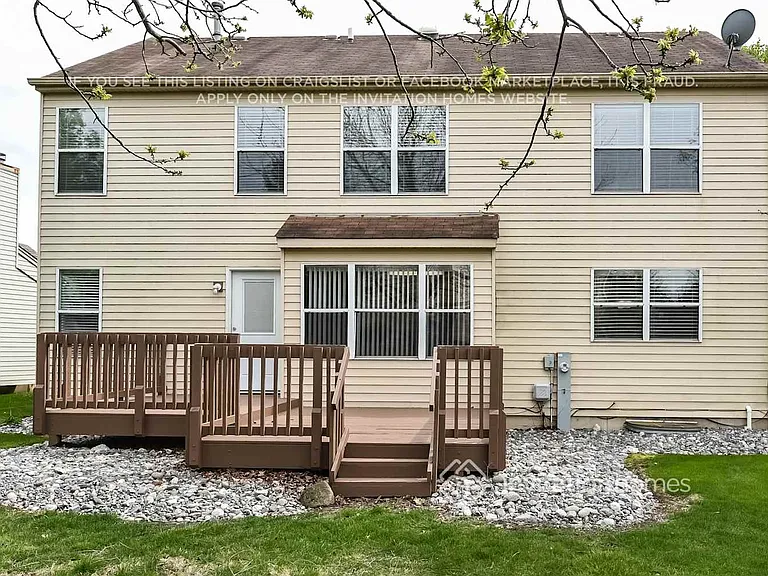 2499 Deerfield Dr — Photo 15