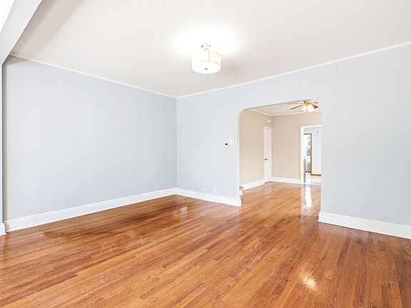 4th image of 6951 Manse St