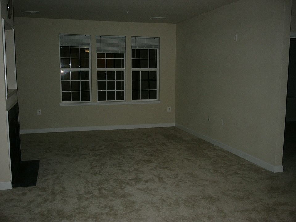 1st image of 42470 Pennyroyal Sq Unit 202