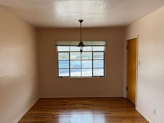 4th image of 1810 N Juniper Ave