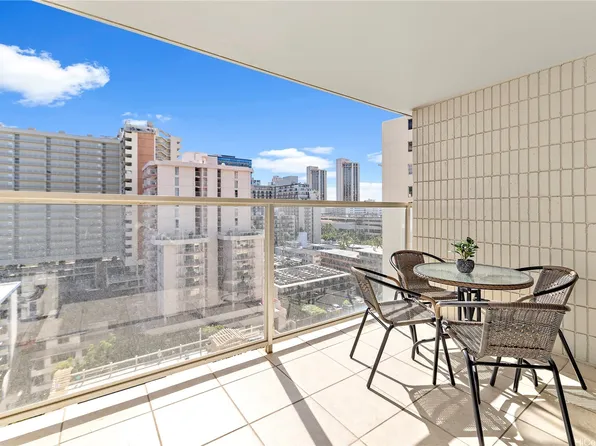 445 Seaside Ave APT 1415, Honolulu, HI 96815