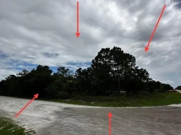 685 N Cabbage Palm St, Clewiston, FL 33440