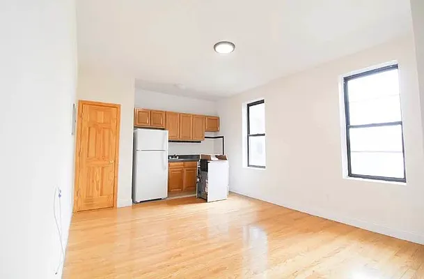 Rented by Voro New York | media 4