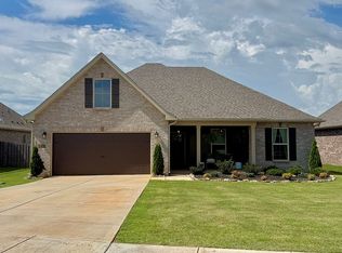 205 Grouser Dr, New Market, AL 35761