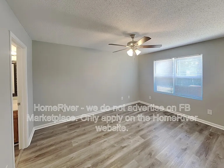 515 Creekview Dr — Photo 9