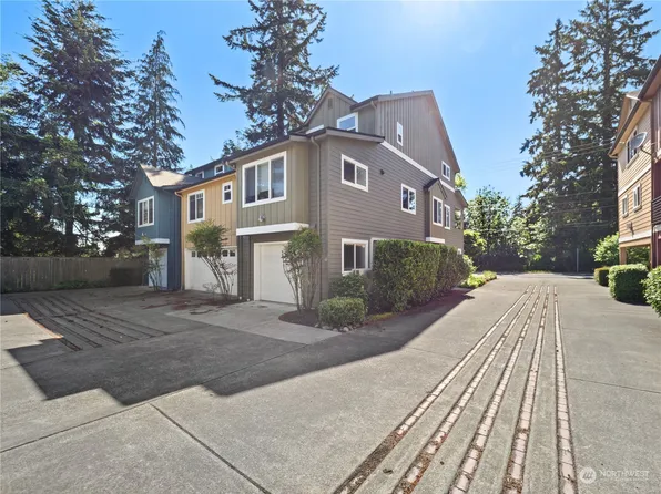 14754 Greenwood Avenue N, Shoreline, WA 98133