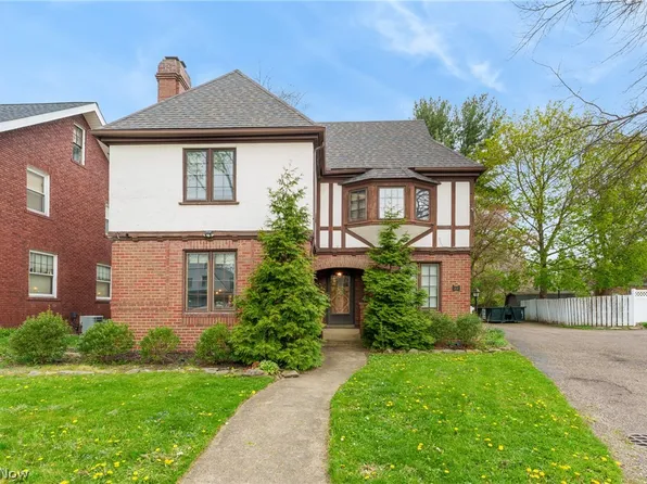 217 16th St NW, Canton, OH 44703