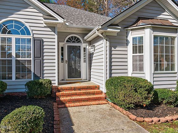 3rd image of 5513 Chapel Cove Ln