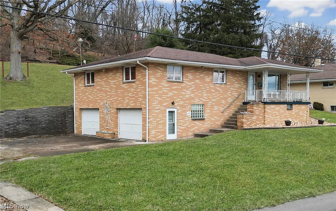903 Logan Ave photo 1