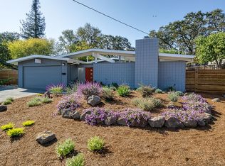 2541 Las Gallinas Ave, San Rafael, CA 94903