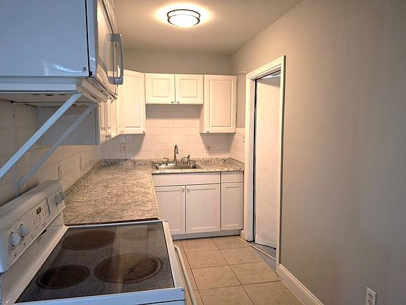 4th image of 8733 Cristobal Ave