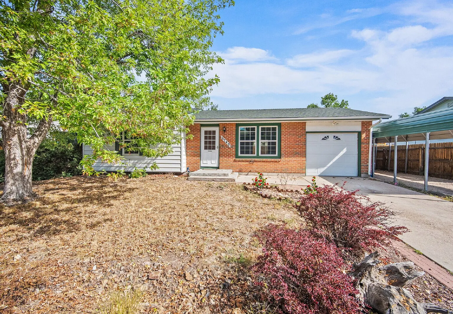 2 bed, 1.0 bath, 934 sqft, $1,600 — Photo 1