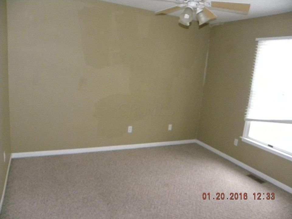 1st image of 242 W Coshocton St