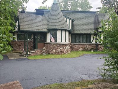 75 Queensway Rd, Rochester, NY, 14623