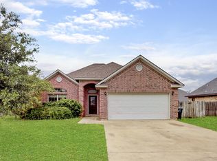 3202 Toni Ct, College Station, TX 77845