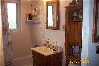 3rd image of 92 Norwood Blvd