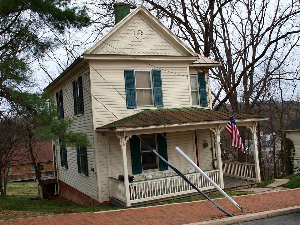 2nd image of 372 Sherwood Ave
