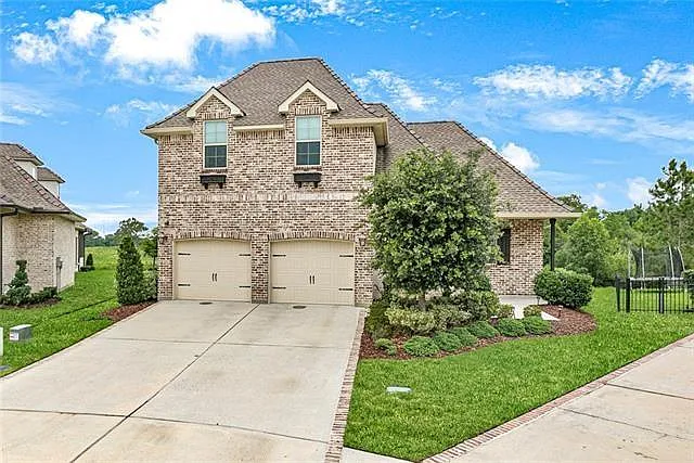 361 Nicklaus Dr