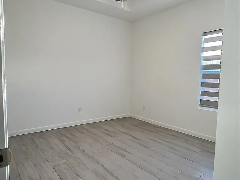3912 Ventura Ave #1 — Photo 6