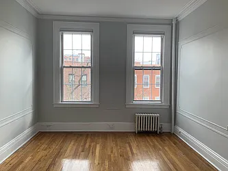 Rented by Avi Realty Manhattan