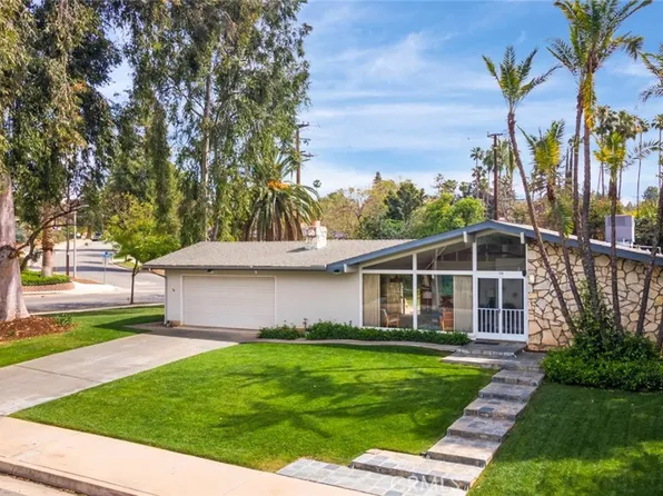 130 Sunridge Way, Redlands, CA 92373