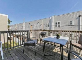 102 W 3rd St, Boston, MA 02127