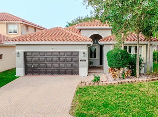 12123 NW 52nd Ct, Coral Springs, FL 33076