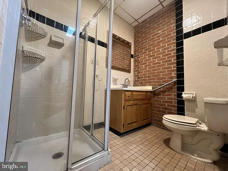144 W Patrick St #6 — Photo 8