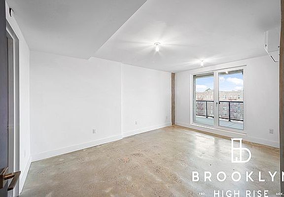4th image of 21 29th St #620