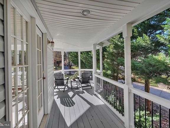 5th image of 7414 Silent Willow Ct