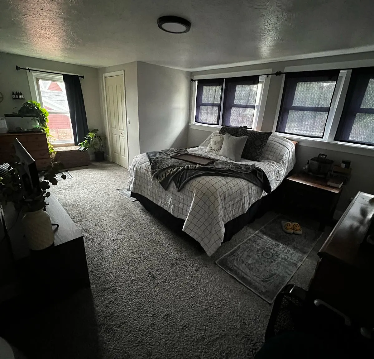 3 bed, 1433 sqft, $1,995 — Photo 2